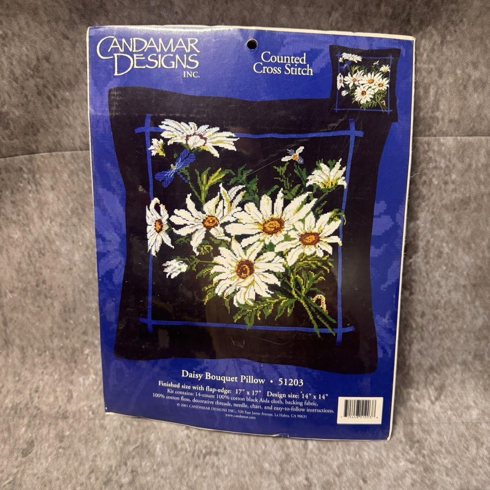 Vtg 2001 Candamar Designs Daisy Bouquet Pillow Counted Cross Stitch 51203 Kit